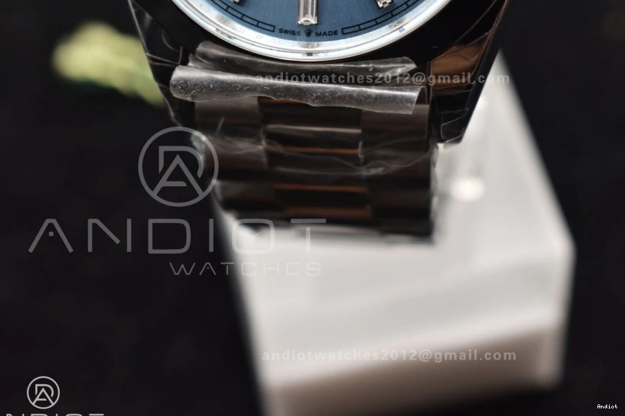 A2836 Weight Bracelet GSF Gain SS DayDate Blue Crystal On 40 Iced President Dial 0403